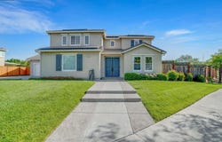 2121 Bluffs Dr, Livermore, CA 94551