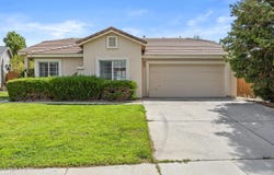 7706 Cerritos Circle, Sparks, NV 89436