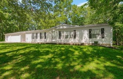 81 Enchanted Lane, Linn Valley, KS 66040