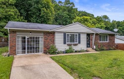 132 Valley View Drive, Huntington, WV 25704