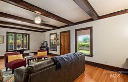 204 7th Ave N, Twin Falls, ID 83301