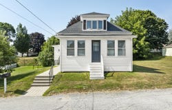 9 Nash Street, Lewiston, ME 04240