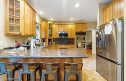 79a Southbury Road, Clifton Park, NY 12065