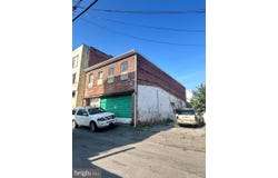 125-127 N JARDIN STREET, SHENANDOAH, PA 17976