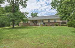 106 Sherwood Drive, Seneca, MO 64865