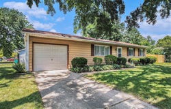 2404 Hummel Drive, Mishawaka, IN 46544-3496