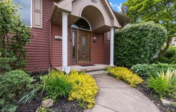 13817 Lakewood Heights Boulevard, Lakewood, OH 44107