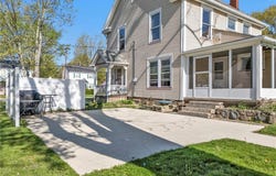 483 N Main Street, Amherst, OH 44001