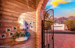 4730 E Apple Valley Drive, Tucson, AZ 85718