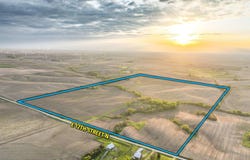 02 E 12th Street N, Baxter, IA 50028