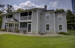 920 Oakbrook Drive, Jackson, MI 49203