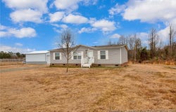 84 Ryegrass Road, St Pauls, NC 28384