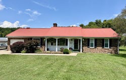 860 West Main Street, Mt Vernon, KY 40456