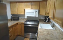 306 Deepwood Drive, Wadsworth, OH 44281