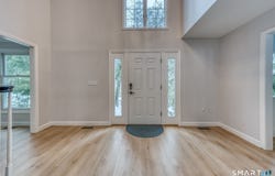 35 High Gate Drive, Avon, CT 06001