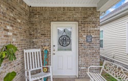 124 McCowans Ferry Alley, Versailles, KY 40383