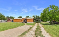 202 N Mustang Ave, Cedar Park, TX 78613