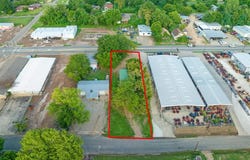 701 N Main Street, Paris, TX 75460