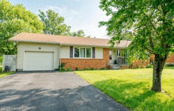58 Oldham St, Eminence, KY 40019