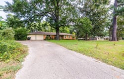 209 E Parker Rd, Nacogdoches, TX 75965