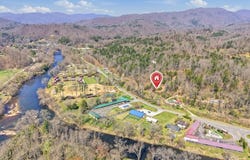 Ela Rd, Bryson City, NC 28713