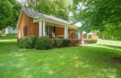 360 S Brady Avenue, Newton, NC 28658