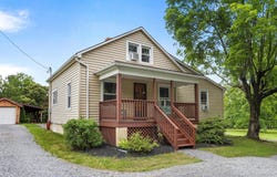 8393 PAW PAW ROAD, PAW PAW, WV 25434
