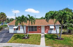 1337 W Broward Street, Lantana, FL 33462