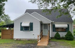 2410 Perry Drive SW, Canton, OH 44706