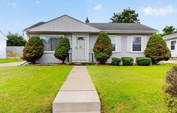 6829 W Arthur Ave, West Allis, WI 53219