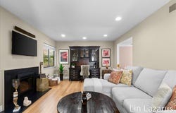 124 Lanark Court, Kalamazoo, MI 49006