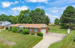 1133 SCENICREST STREET NW, UNIONTOWN, OH 44685
