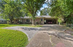 2002 Adeline St, Hattiesburg, MS 39401
