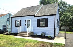 404 Edgeworth St, Middlesex Boro, NJ 08846-2043