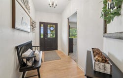 3135 SUNDEW Way, NEENAH, WI 54956