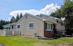 28 S BRENTWOOD AVENUE, PITMAN, NJ 08071