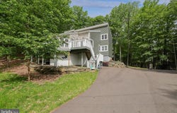 1082 SUNRISE TERRACE, LAKE ARIEL, PA 18436