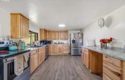 16020 HIGHWAY 101, Tillamook, OR 97141