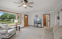 518 8th Avenue N, South Saint Paul, MN 55075