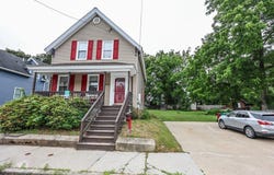 98 Humphrey St, Lowell, MA 01850