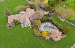40 Little Harbor Road, Tiverton, RI 02878