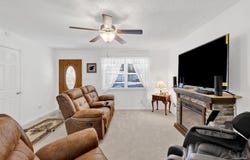 5131 Oakleaf Dr, Pace, FL 32571