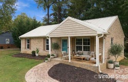 203 Crestview Drive, Thomasville, NC 27360