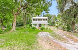 615 Crill Ave, Palatka, FL 32177