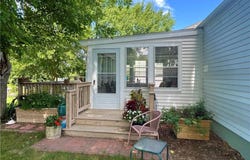 16 Overhill Road, Warren, RI 02885