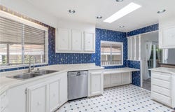 8975 Lawrence Welk, Escondido, CA 92026