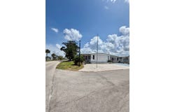 953 E Windemere Ave, Venice, FL 34285