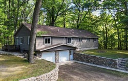 9428 W Jennings Road, Lake City, MI 49651