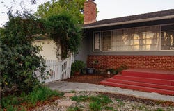 8554 Owensmouth Avenue, Canoga Park, CA 91304