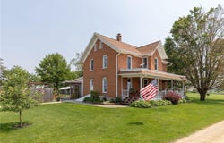 10706 65th Avenue SE, Stewartville, MN 55976